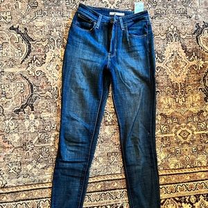LEVI 721 SIZE 26